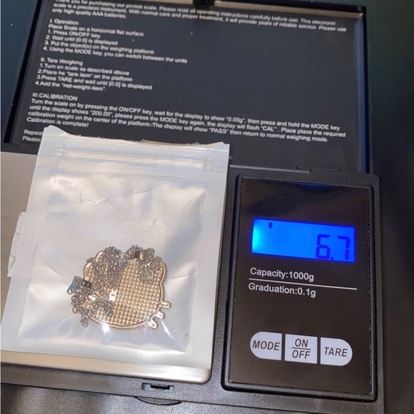 Hello Kitty Necklace 20 Inches heavy Cubic Zirconia 925k Brand New chain - Picture 6 of 6